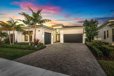Beach Home For Sale in Palm Beach Gardens, Florida