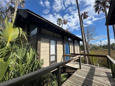 Beach Condo For Sale in Crystal River, Florida