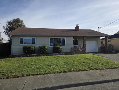 Beach Home For Sale in Crescent City, California