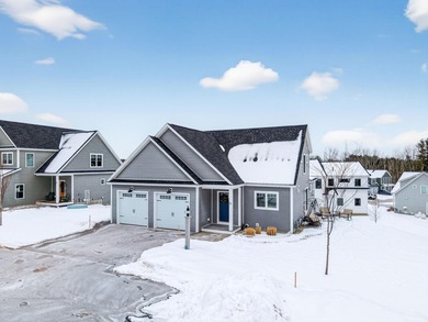 Beach Condo For Sale in Falmouth, Maine