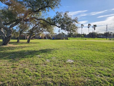 Beach Lot For Sale in Rockport, Texas