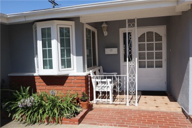 Beach Home Active Under Contract in Costa Mesa, California