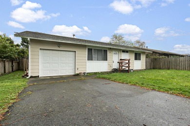 Beach Home For Sale in Crescent City, California