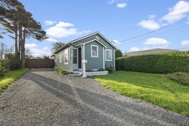 Beach Home For Sale in Crescent City, California