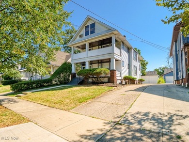 Beach Home For Sale in Lakewood, Ohio