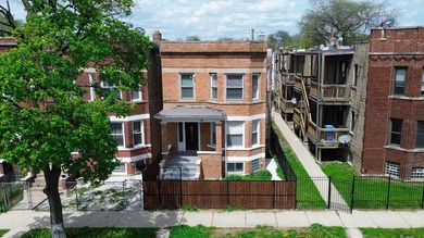 Beach Home For Sale in Chicago, Illinois
