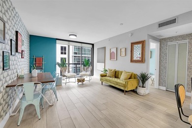 Beach Condo For Sale in Miami, Florida