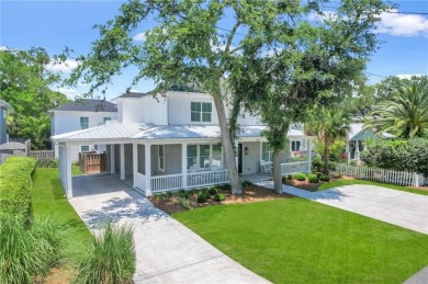 Beach Home For Sale in Saint Simons, Georgia