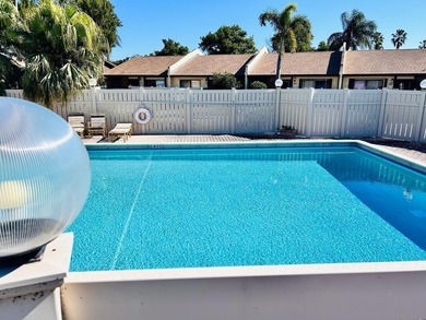 Beach Townhome/Townhouse For Sale in Margate, Florida