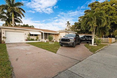 Beach Home Active Under Contract in Hollywood, Florida