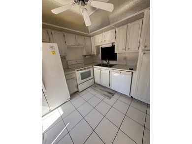 Beach Condo For Sale in Hallandale Beach, Florida
