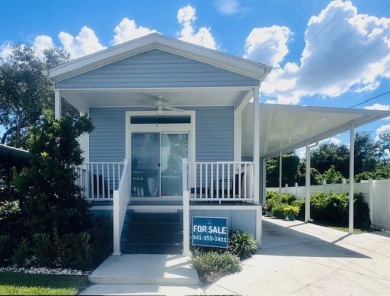 Beach Home For Sale in Sarasota, Florida