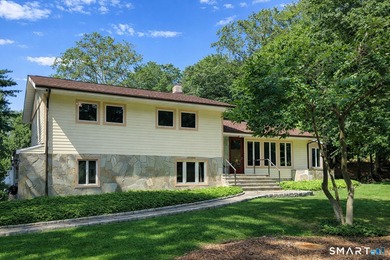 Beach Home Active Under Contract in Stamford, Connecticut