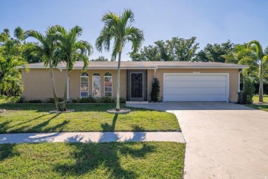 Beach Home For Sale in Delray Beach, Florida