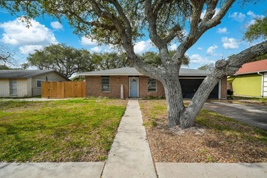 Beach Home For Sale in Aransas Pass, Texas