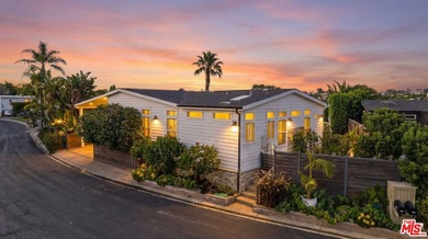 Beach Home For Sale in Malibu, California