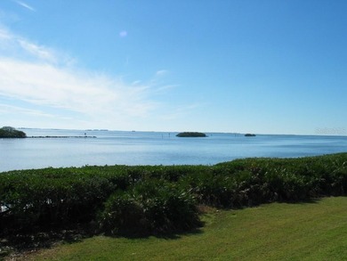 Beach Condo For Sale in Tarpon Springs, Florida