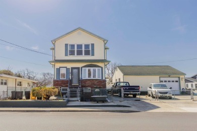 Beach Home For Sale in Villas, New Jersey