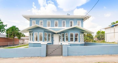 Beach Townhome/Townhouse For Sale in West Palm Beach, Florida