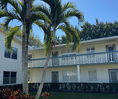 Beach Condo Active Under Contract in Deerfield Beach, Florida