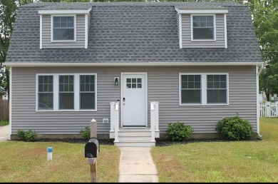 Beach Home For Sale in Villas, New Jersey