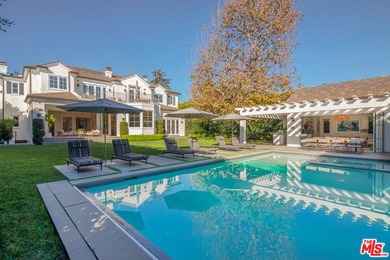 Beach Home For Sale in Pacific Palisades, California