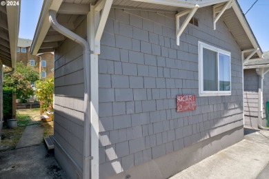 Beach Condo For Sale in Long Beach, Washington