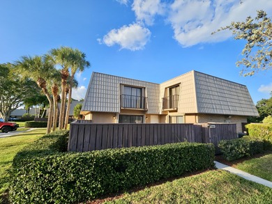 Beach Townhome/Townhouse For Sale in West Palm Beach, Florida