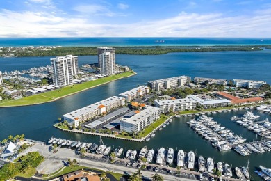 Beach Condo For Sale in North Palm Beach, Florida