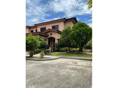 Beach Home For Sale in Panama City, 