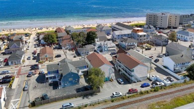 Beach Condo For Sale in Old Orchard Beach, Maine