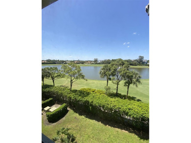 Beach Condo For Sale in West Palm Beach, Florida