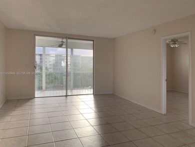 Beach Condo For Sale in Aventura, Florida