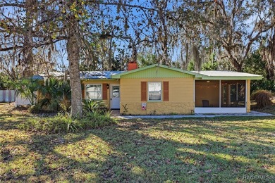 Beach Home For Sale in Homosassa, Florida