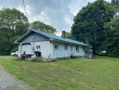 Beach Home For Sale in Belfast, Maine