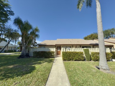 Beach Home For Sale in West Palm Beach, Florida