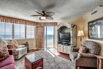 Nicely decorated Oceanfront Condo + Free Attraction - Beach Vacation Rentals in North Myrtle Beach, South Carolina on Beachhouse.com
