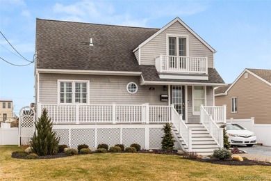 Beach Home For Sale in Blue Point, New York