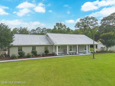 Beach Home For Sale in Biloxi, Mississippi