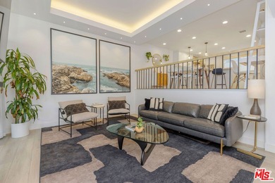 Beach Condo For Sale in Marina Del Rey, California