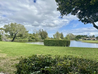 Beach Condo For Sale in Boynton Beach, Florida