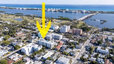 Beach Condo For Sale in Lake Worth, Florida