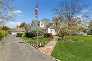 Beach Home For Sale in Riverhead, New York