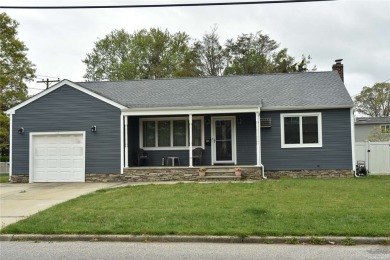 Beach Home Sale Pending in Lindenhurst, New York