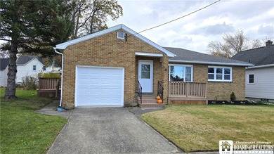 Beach Home For Sale in Dunkirk, New York