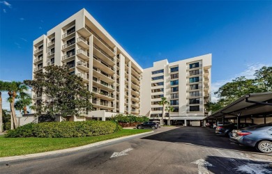 Beach Condo For Sale in Belleair Beach, Florida