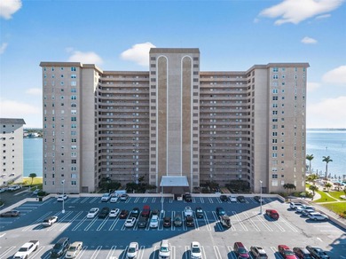 Beach Condo Sale Pending in St. Petersburg, Florida