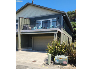 Beach Home For Sale in Gold Beach, Oregon