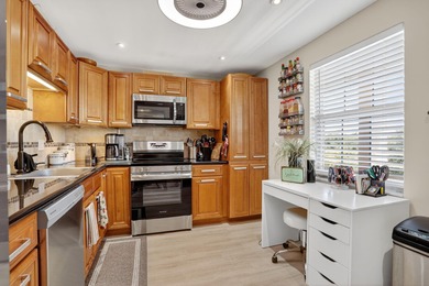 Beach Condo For Sale in Pompano Beach, Florida