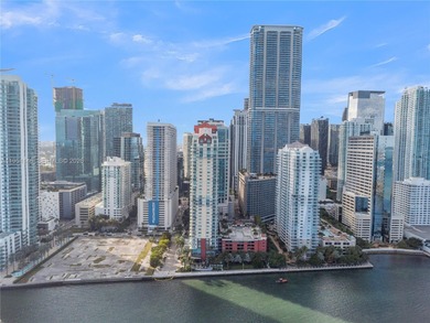 Beach Condo For Sale in Miami, Florida